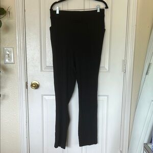 Ava & Viv Black Straight Leg Ponte Pant